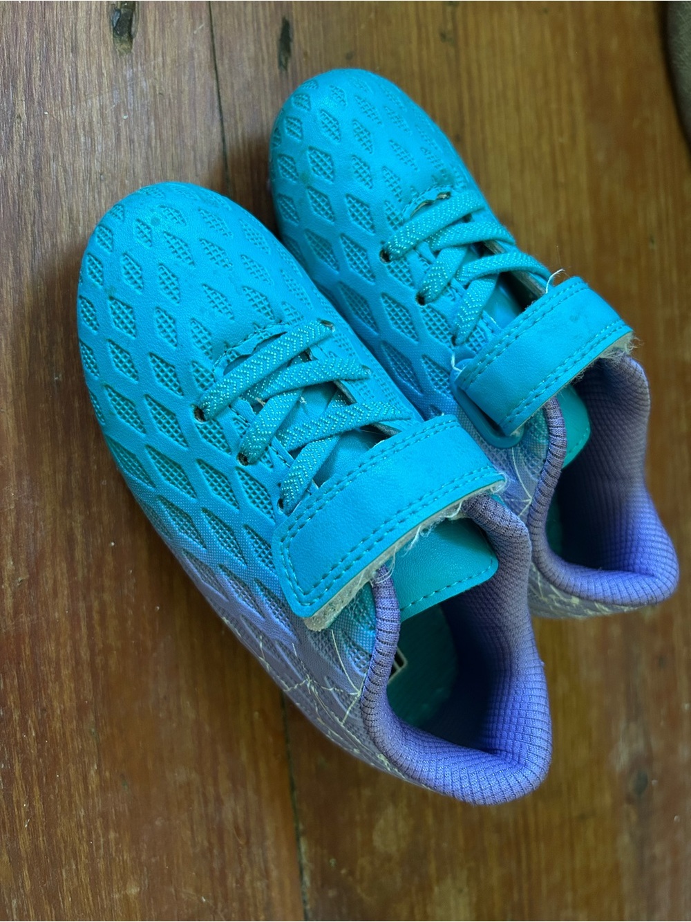 Kids Turquoise & Purple soccer cleats